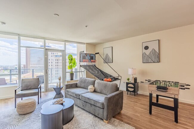 44 W Monroe St unit ID1263167P, Phoenix, AZ 85003 - photo 3