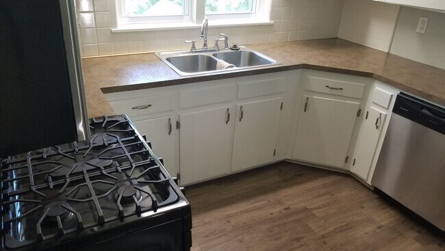 3014 Magnolia Ave, Pensacola, FL 32503 - photo 5