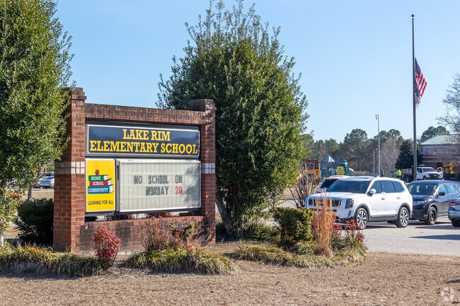 Lake Rim Elementary School