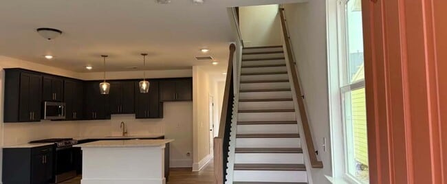 1569 Driggs Dr NW unit 185, Atlanta, GA 30318 - photo 4