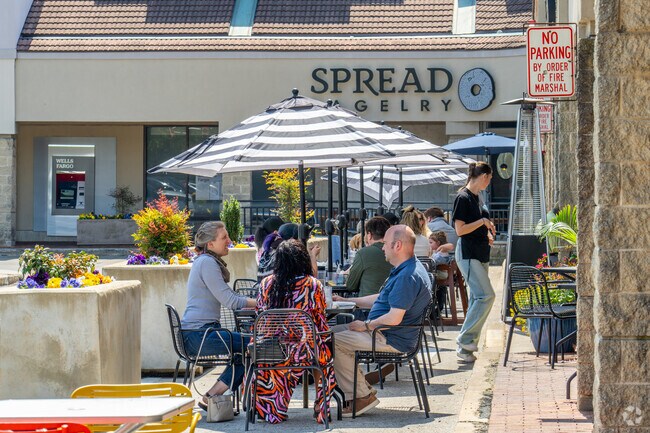 Outdoor dining options in Wynnewood include Sabrina's Cafe with shaded patios and seasonal menus.