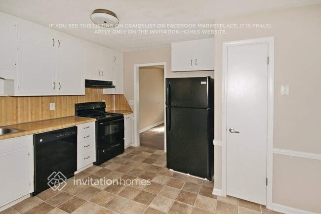 4078 Tanglewood Rd, Snellville, GA 30039 - photo 7