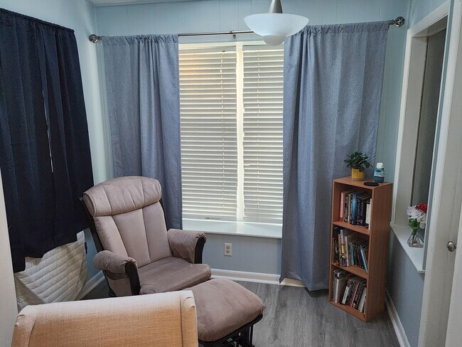 200 N Fourth St unit 200 A, Hampton, VA 23664 - photo 7