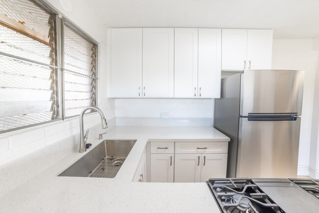 Waikahe, Honolulu, HI 96826 - photo 4