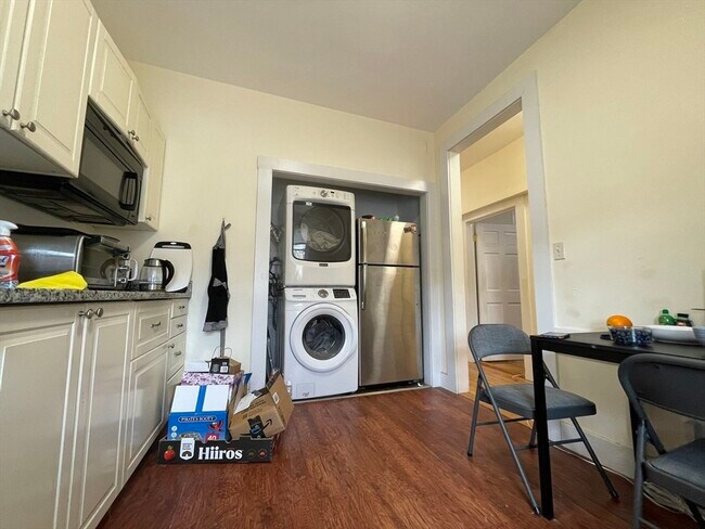 3 Wallingford Rd unit 2, Brighton, MA 02135 - photo 3