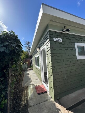 124 Los Gatos Blvd, Los Gatos, CA 95030