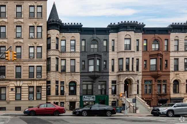 Hamilton Heights has different colored townhomes.