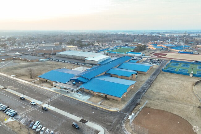 The student-teacher ratio at Becker Middle School is 18 to 1.