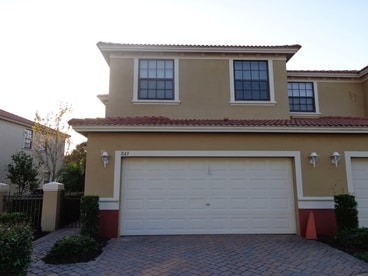 7643 Bristol Cir, Naples, FL 34120 - photo 4