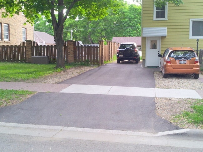 1205 Chandler St unit 1205 1b 1bath, Madison, WI 53715 - photo 7