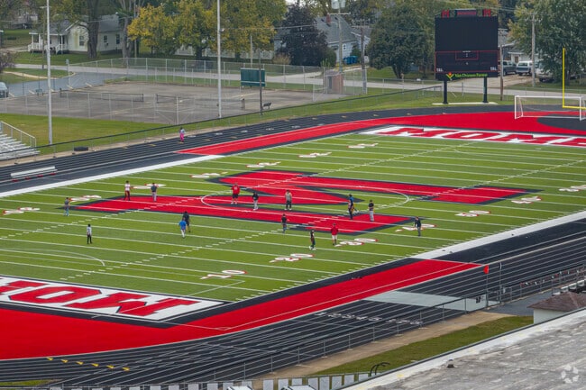 Momence Junior High School