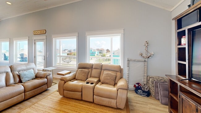 909 Helen Blvd, Port Bolivar, TX 77650 - photo 2