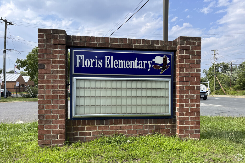Floris Elementary serves the Herndon community.
