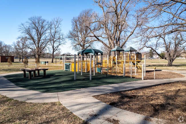 Lakeside Park has a small playground for kids to enjoy.
