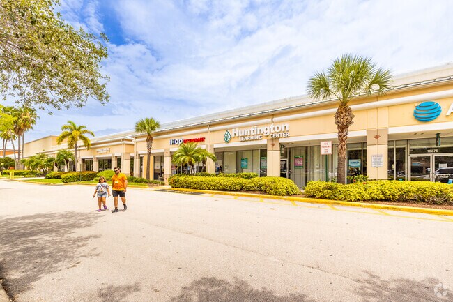 Fun restaurants and local shops are located in Shopps at Silver Lakes.