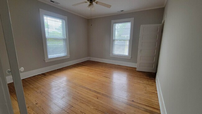 511 Cleveland St unit Pine 3, Raleigh, NC 27605 - photo 4