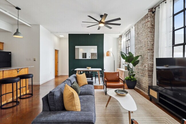 527 St Joseph St unit ID1265373P, New Orleans, LA 70130 - photo 3