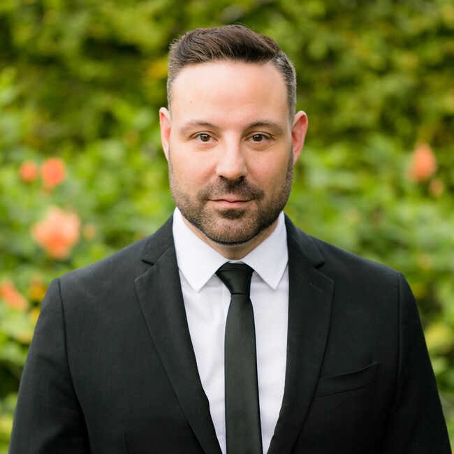 Agent Photo