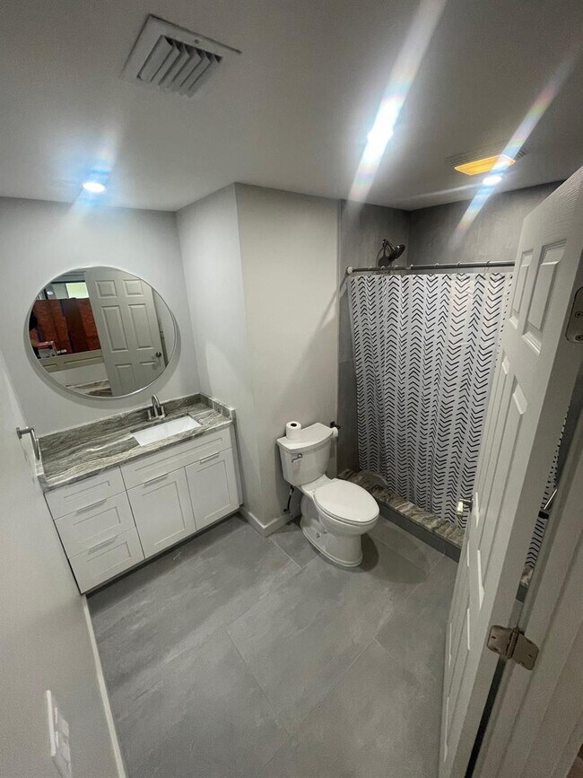 3100 Dc Country Club Blvd unit 201 GREAT ALL UPDAT, Deerfield Beach, FL 33442 - photo 6