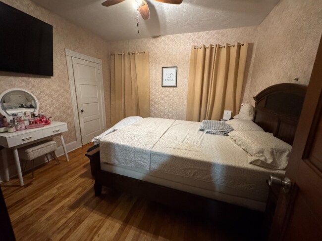 11 Pattison St unit 2, Worcester, MA 01604 - photo 6