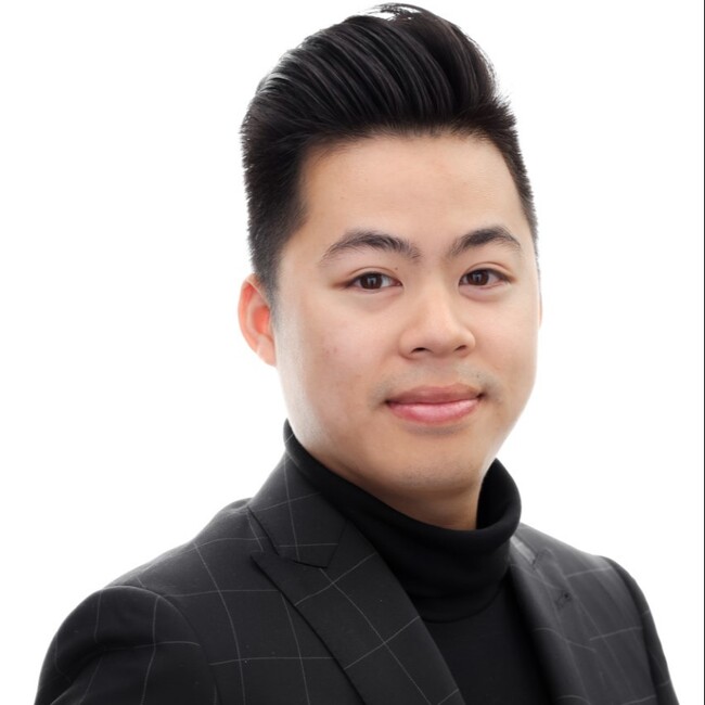 Agent Photo