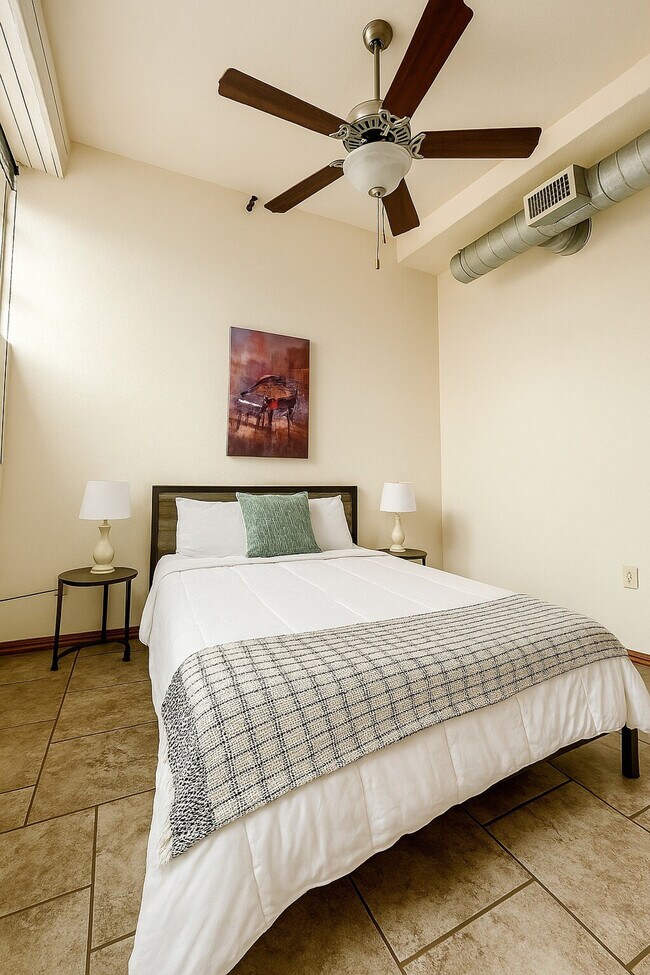 521 N Jefferson Ave unit ID1075605P, Springfield, MO 65806 - photo 3