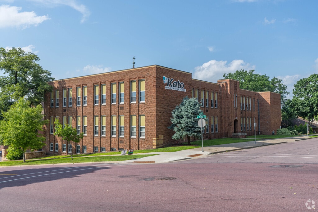 Kato Public Charter School is located in Mankato, MN.