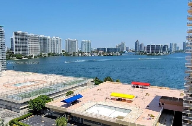 Winston Towers 100, Sunny Isles Beach, FL 33160 - photo 6