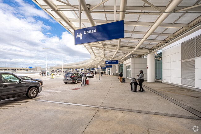 Kenner is home to the Louis Armstrong New Orleans International Airport.
