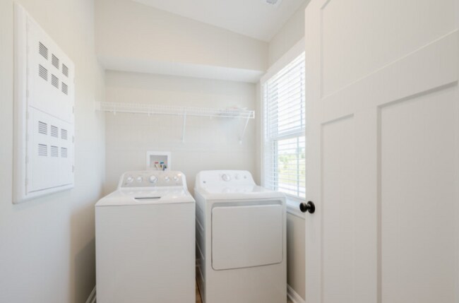 Cityview Station - Gallery II Collection, Wexner - B Plan unit 36598827, Ludlow, KY 41016 - photo 5