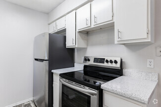 215 W Mcarthur Dr, Oklahoma City, OK 73110