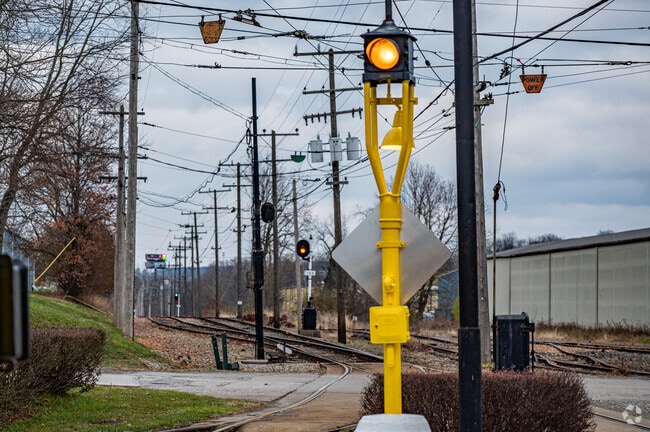 A signal light for the trolley line near the old Trolley Museum location close to Meadow Lands.