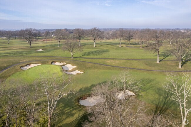 Kenwood Country Club has a beautiful golf course.