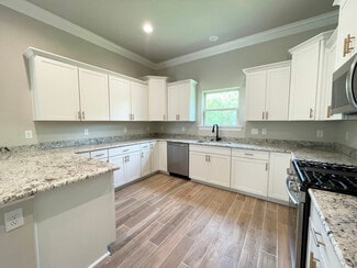 3315 Fairwood Ln, Lake Charles, LA 70615