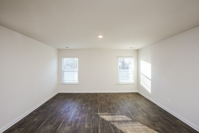 1223 Lakeshore Dr, Camden, SC 29020 - photo 3