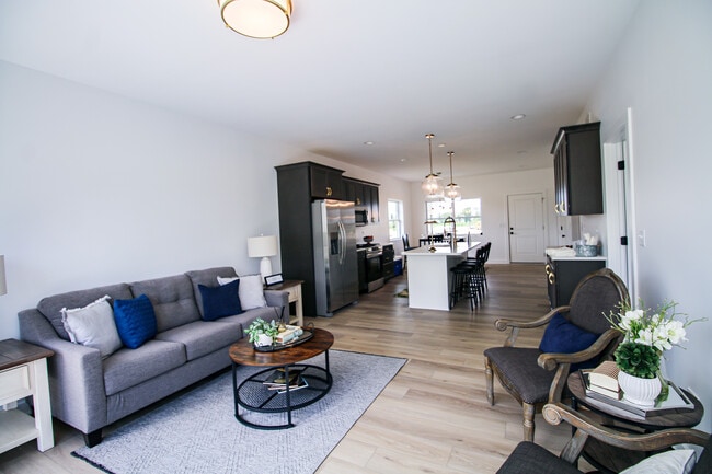 livingroom 2.jpg