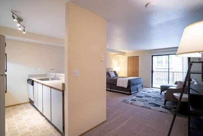 The Edge, Seattle, WA 98102 - photo 4