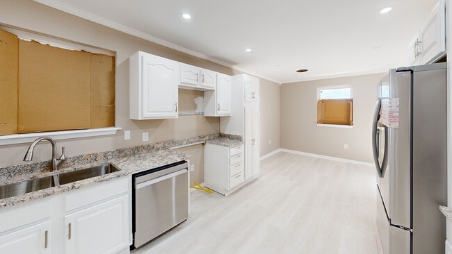 7916 Unity Dr, New Orleans, LA 70128 - photo 3