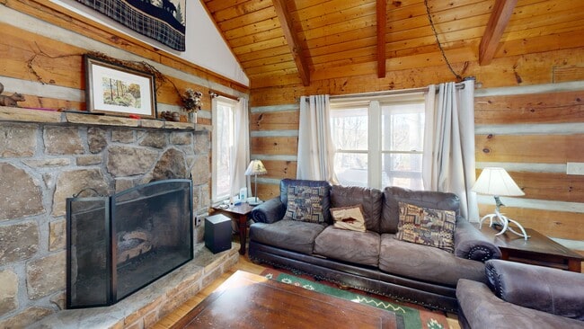 3161 Stepping Stone Dr, Sevierville, TN 37862 - photo 2