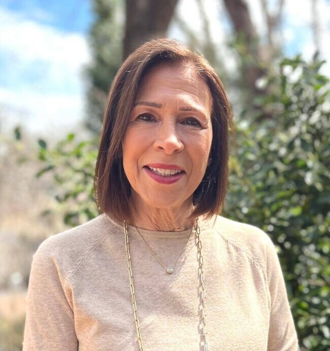 Janet Hoeft