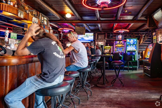 Marvin’s Tavern is a local restaurant serving buffalo burgers and other sandwiches.