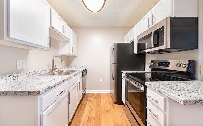 MAA Trinity, Raleigh, NC 27607 - photo 2