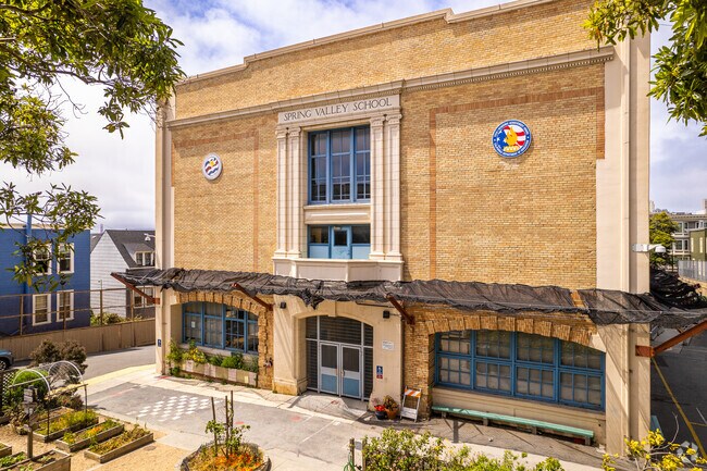 Spring Valley Elementary School provides a challenging, future-oriented education.