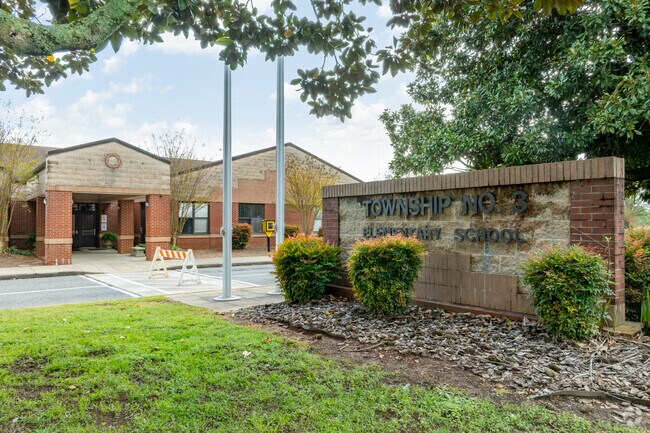 Township Three Elementary School received a B rating on niche.com.