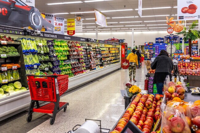 HyVee is known for its fresh produce and expansive selection of all grocery items.