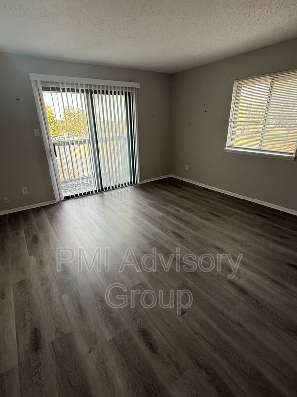 3101 SW MacVicar Ave, Topeka, KS 66611