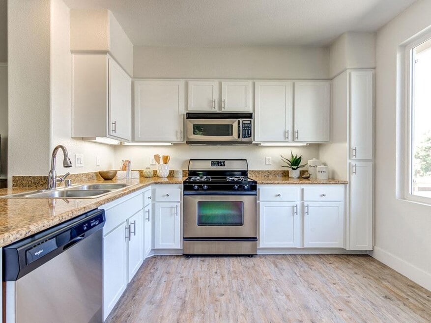 Sofi Shadowridge, Vista, CA 92081 - photo 1