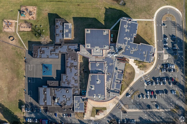 Indian Hill School serves grades 4-6.