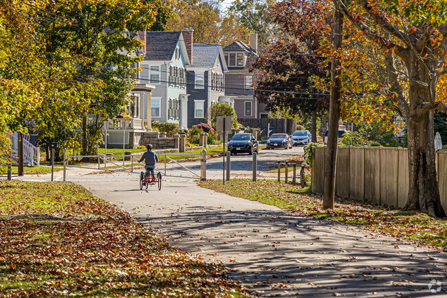 Fairhaven/Harbor View has many quiet streets to ride your bike.