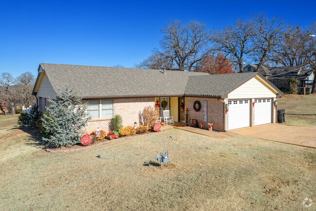 Ranch-style homes can be found in Wellston.